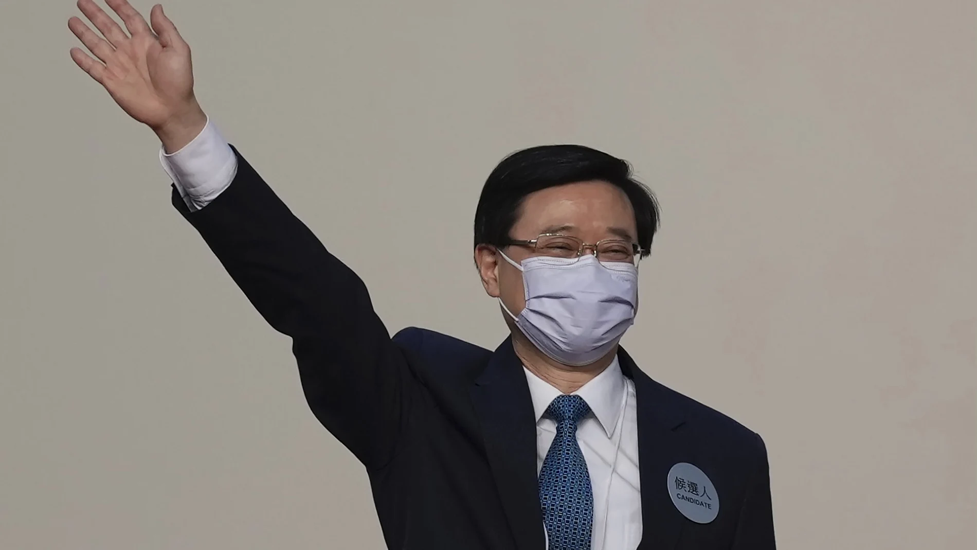 John Lee Ka-chiu, un veterano de la seguridad que se presentó sin oposición, fue encumbrado como sexto jefe ejecutivo de la Región Administrativa Especial de Hong Kong