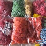 Paquetes con los ositos de gominola que contenían la sustancia alucinógena