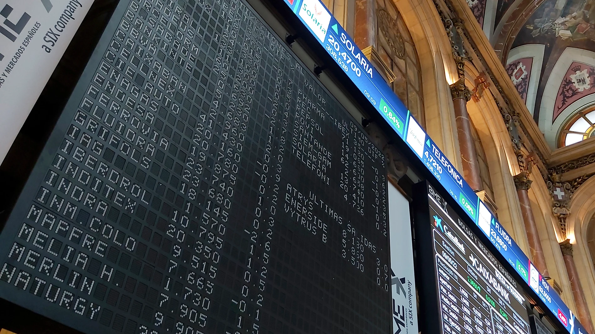 Vista del panel del Ibex 35, el principal indicador del parqué madrileño de la Bolsa