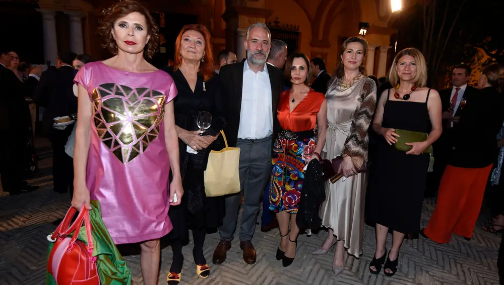 Ágatha Ruiz de la Prada, Sheila Cremaschi, Leo Campos, Marquesa de Monsalud, Carmen Moreno y Raquel Gilbert