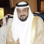 Nacido en 1948, Jalifa asumió la presidencia del país tras la muerte en 2004 de su padre, el jeque Zayed bin Sultán al Nahyan,