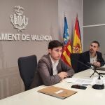 El concejal Borja Sanjuan (PSOE) y el vicealcalde, Sergi Campillo (Compromís)