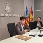 El concejal Borja Sanjuan (PSOE) y el vicealcalde, Sergi Campillo (Compromís)
