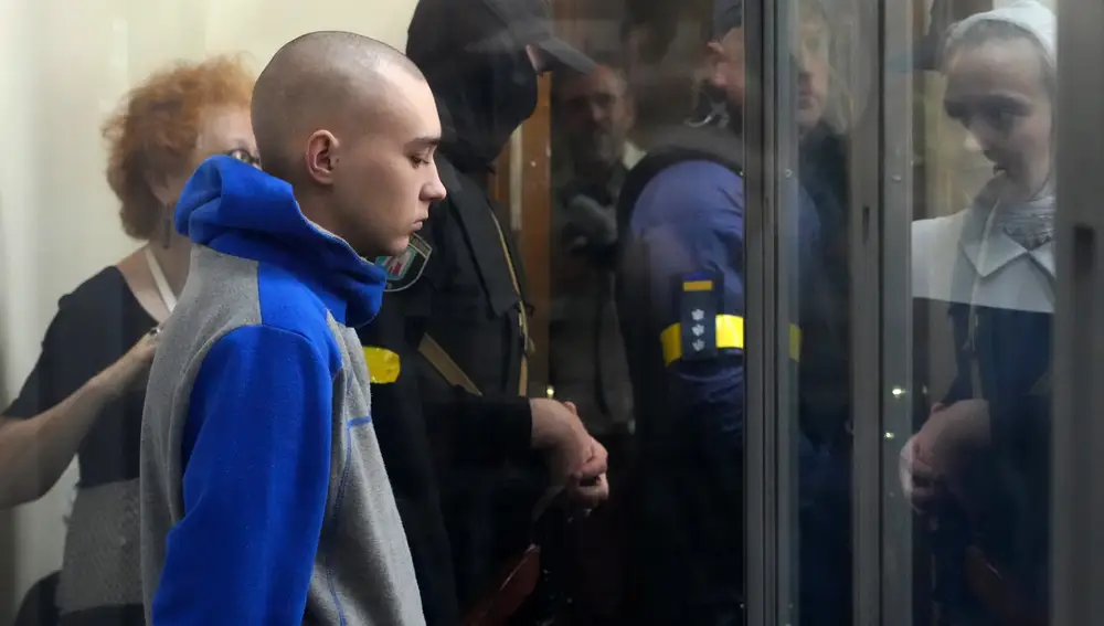 El soldado ruso Vadim Shishimarin, de 21 años, en el juicio