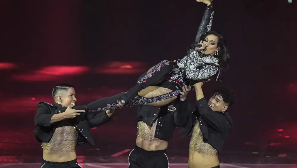Chanel durante la Gran Final de Eurovisión 2022 en Turín