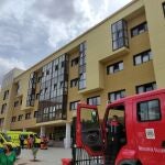 Bomberos y Emergencias Sacyl en el centro hospitalario de Arévalo
