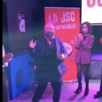 Iceta baila SloMo de Chanel en un acto de Juventudes Socialistas
