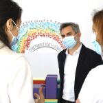 El delegado de Familias, Igualdad y Bienestar Social, Pepe Aniorte, en el centro de Hortaleza