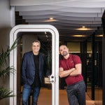 Creadores de la serie Élite de Netflix.