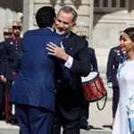 Los reyes Felipe y Letizia reciben al emir de Catar, el jeque Tamim Bin Hamad Al Thani, y a su esposa, Jawaher Bint Hamad Bin Suhaim Al Thani en su visita de Estado a España. EFE/Chema Moya