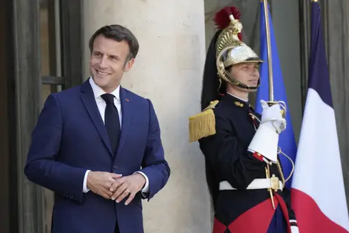 Macron anuncia su nuevo Gobierno en el que destaca la nueva ministra de Exteriores