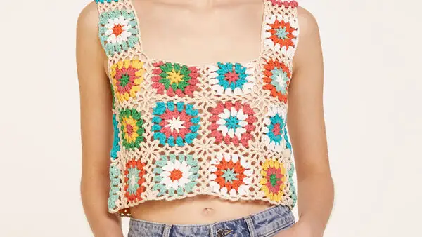 Top crochet floral.