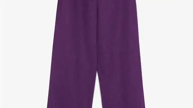 Pantalón lino morado.