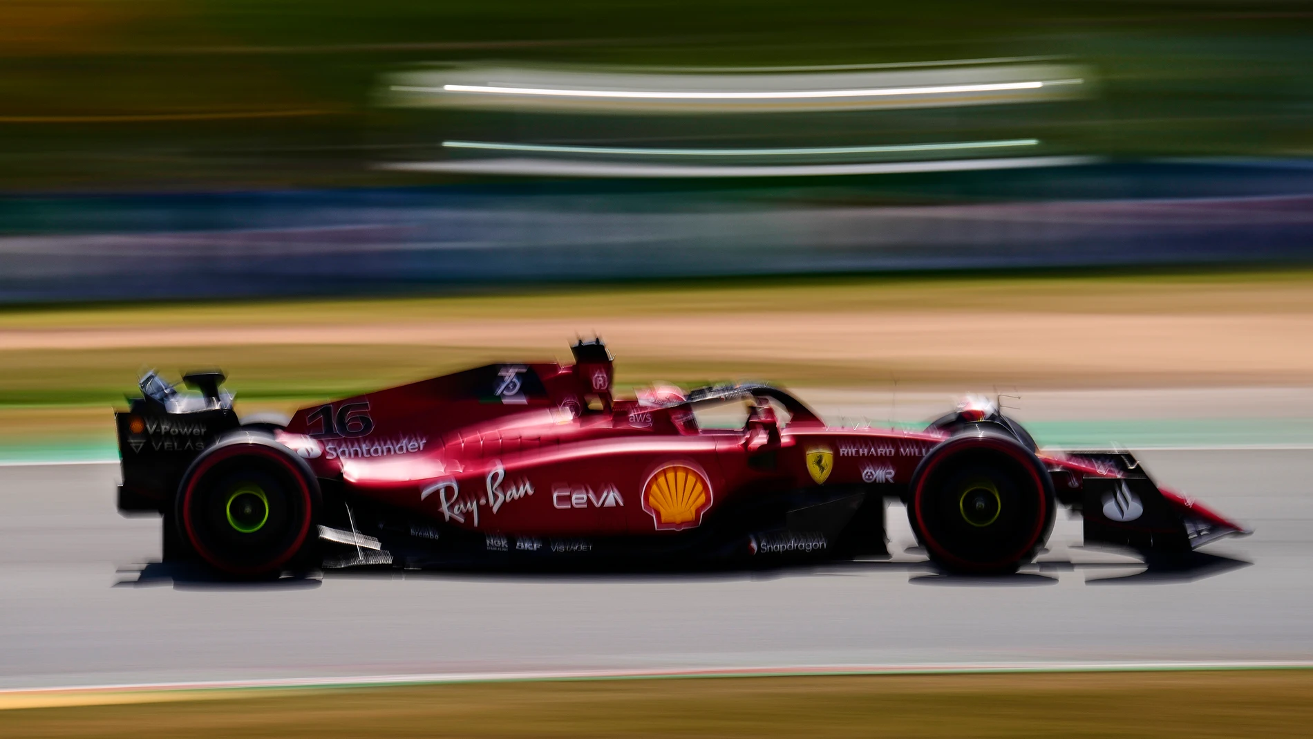 MONTMELÓ (BARCELONA), 21/05/2022.- El piloto monegasco de Ferrari Charles Leclerc durante la clasificación del Gran Premio de España de Fórmula Uno que este sábado en el circuito de Barcelona-Cataluña, en Montmeló (Barcelona). EFE/Alejandro García