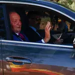  Don Juan Carlos abandona la Zarzuela tras once horas 