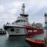 El "Open Arms One", en el Puerto de Barcelona