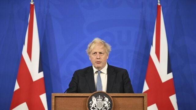 El primer ministro británico, Boris Johnson, habla durante una conferencia de prensa en Downing Street, Londres, el miércoles 25 de mayo de 2022. (Leon Neal/Pool Photo via AP)