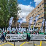 Manifestación de CSIF en la sede de la Delegación del Gobierno en Valladolid