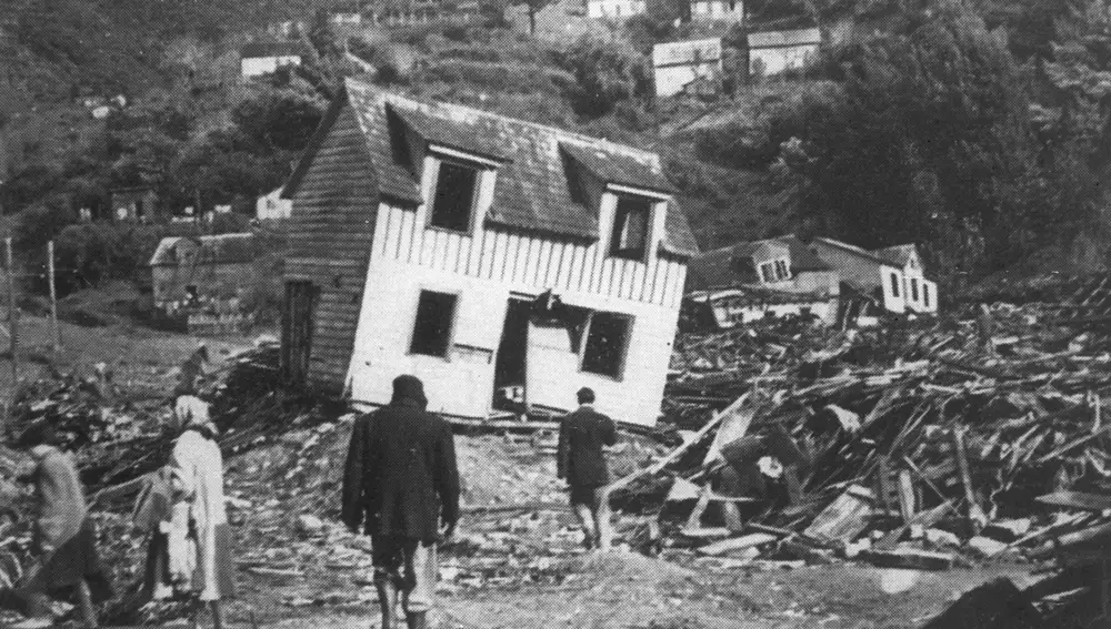 Restos de una casa en el terremoto de Valdivia en 1960