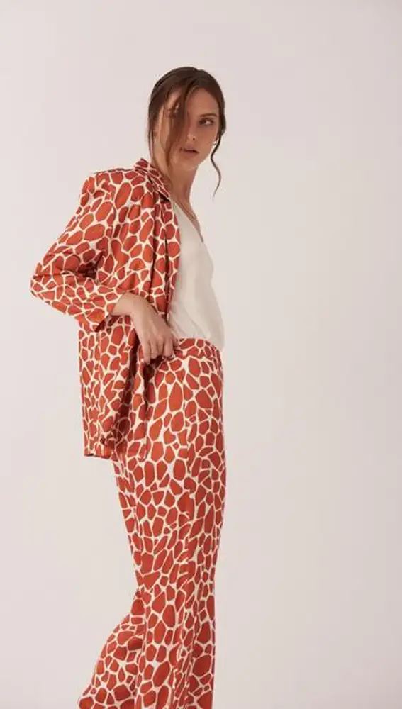 Pantalón estampado.