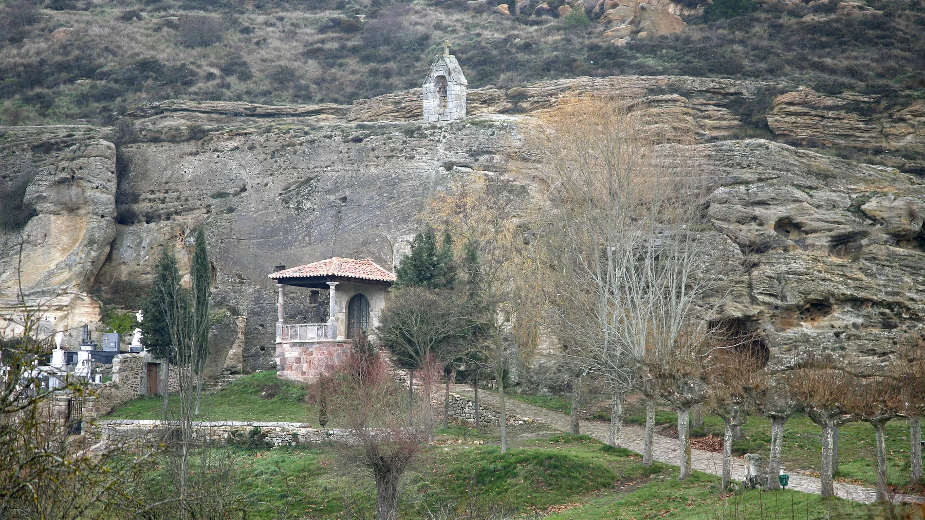 Iglesia rupestre de Olleros de Pisuerga, en la provincia de Palencia