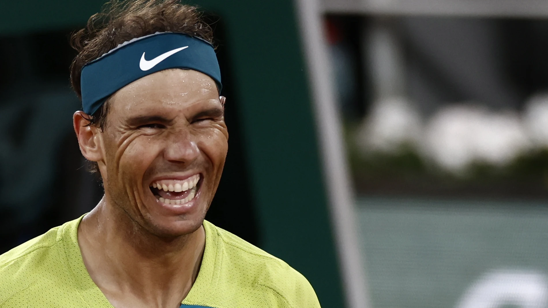 Rafa Nadal, muy feliz después de derrotar a Djokovic en los cuartos de final de Roland Garros