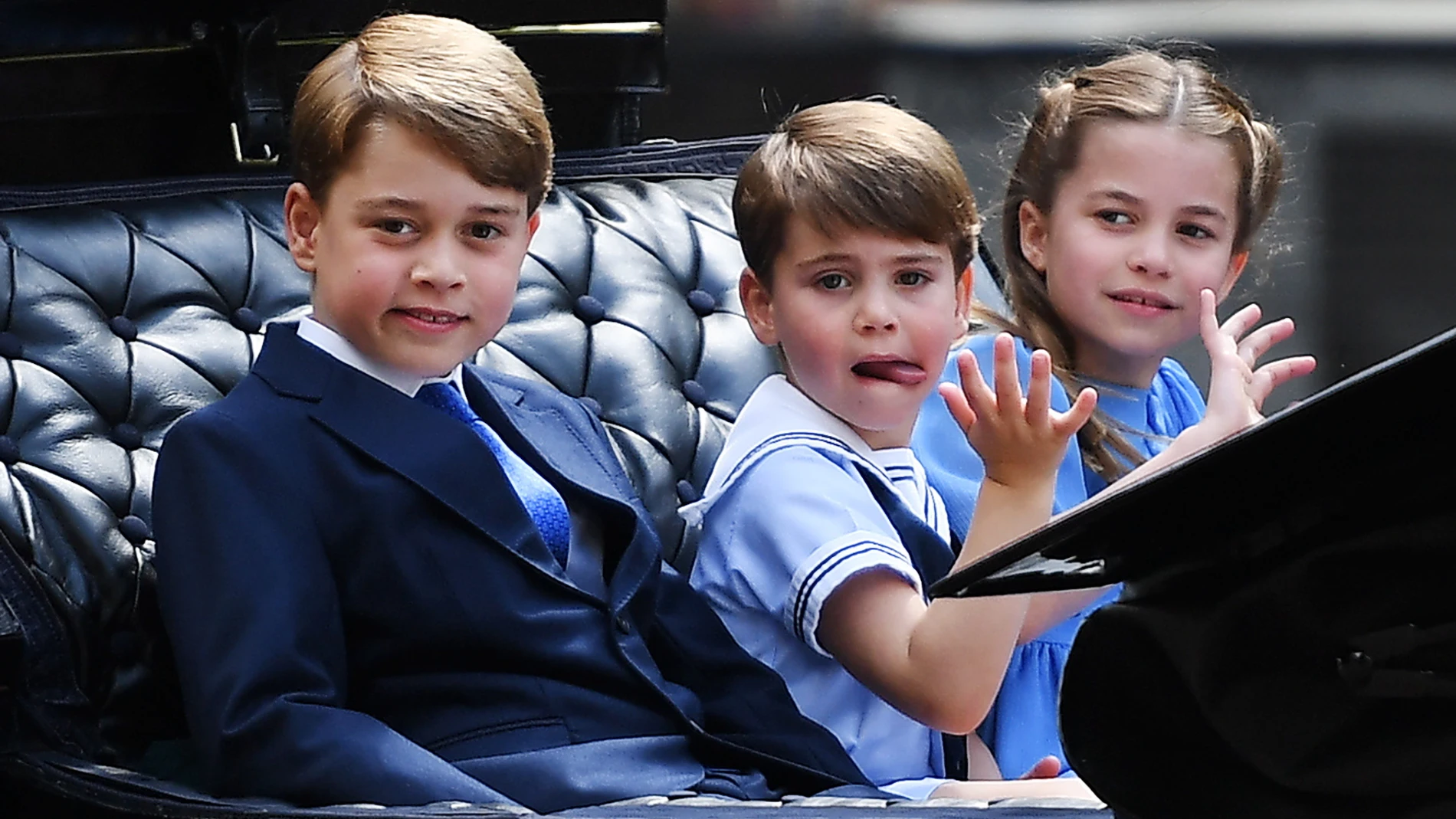 Los príncipes George, Louis y Charlotte a su llegada a las celebraciones del Jubileo de Platino de su bisabuela, la Reina Isabel II