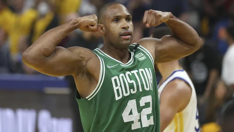 Al Horford, con 26 puntos y 6/8 en triples, fue el mejor jugador de los Celtics en el primer partido de las Finales