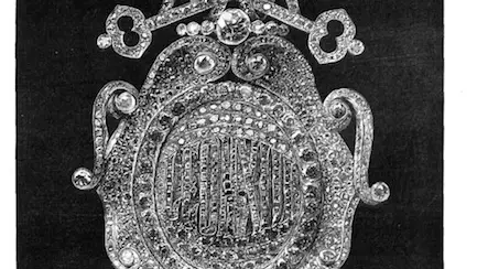 Regalo del Escudo Sacerdotal realizado en platino, oro y diamantes que La reina Regente María Cristina le hace al Papa León XIII y realizado por MARZO.