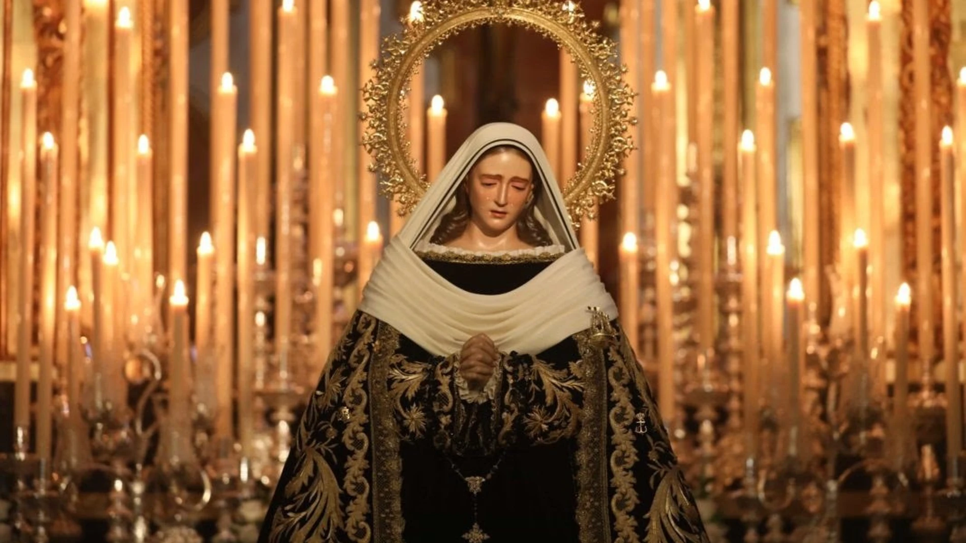 La Virgen de la Soledad de la Congregación de Mena, en su capilla en Málaga. CONGREGACIÓN DE MENA