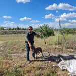 Rescatado un corzo de una balsa de purines en una granja de Alconaba (Soria)