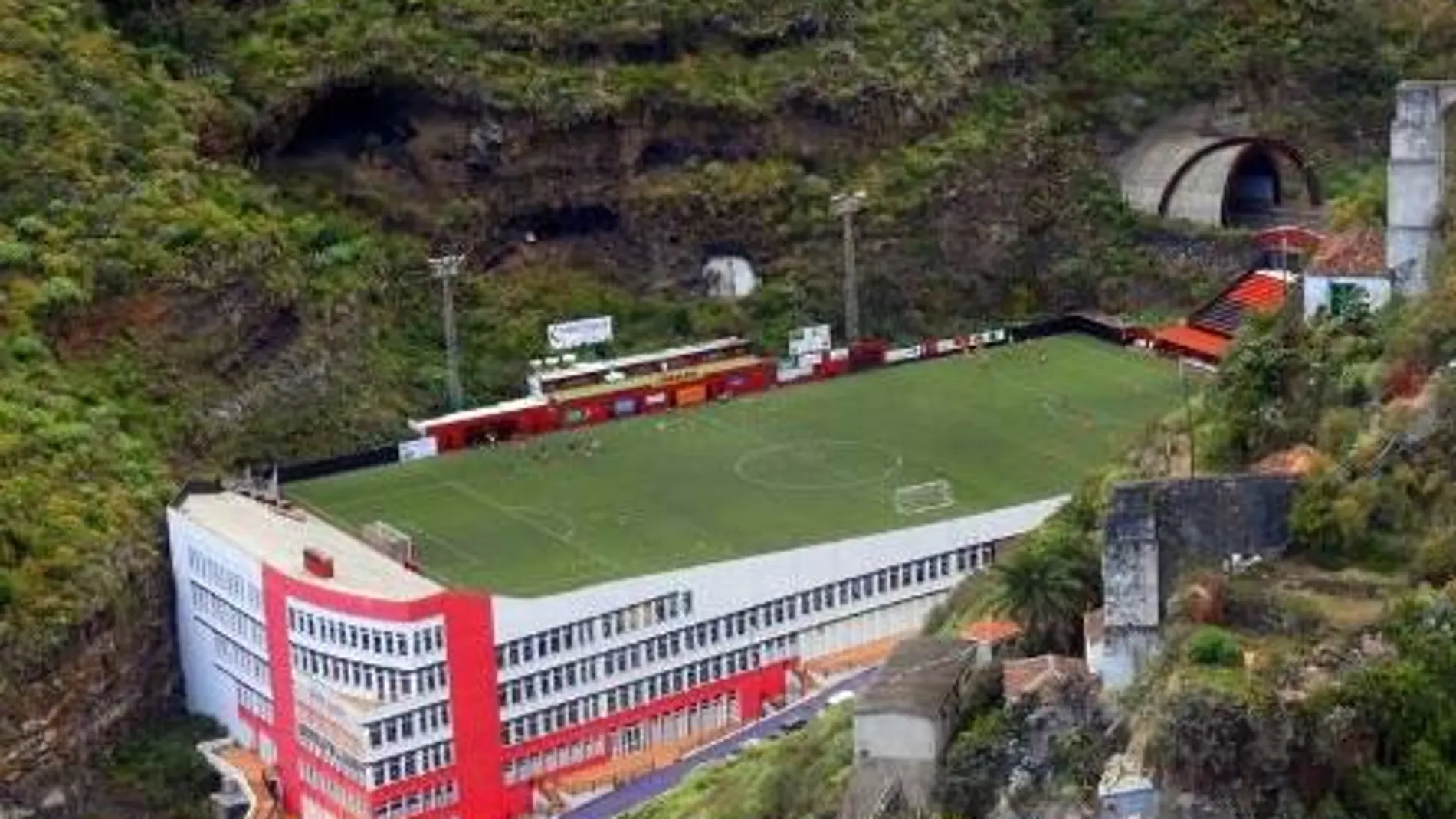 El estadio Silvestre Carrillo es una auténtica joya del fútbol español