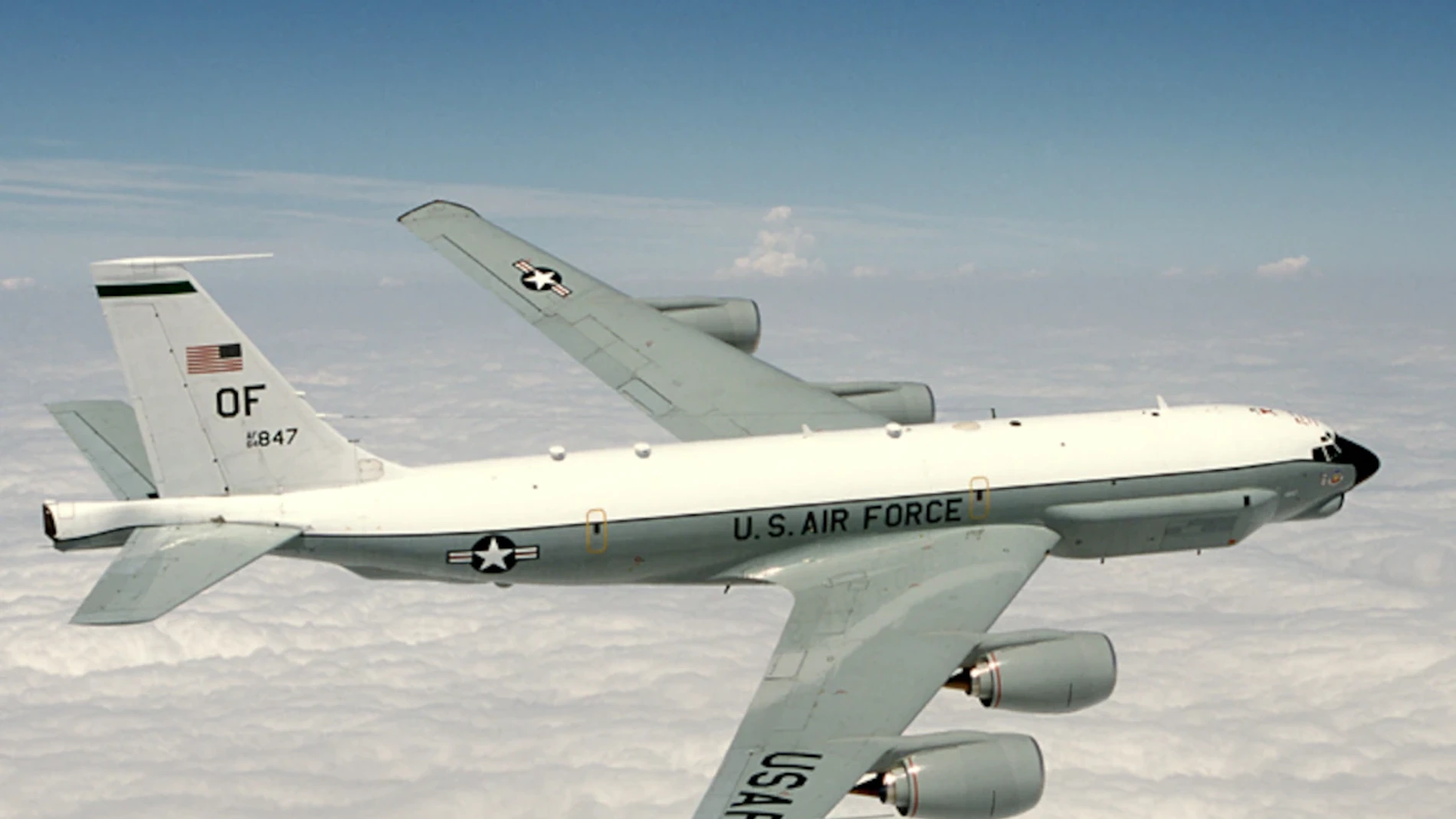 Un avión de reconocimiento de EEUU RC-135U