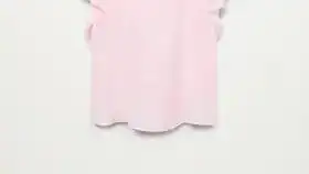 Blusa rosa.