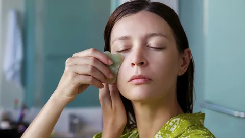 Masaje facial para mejorar el rostro.