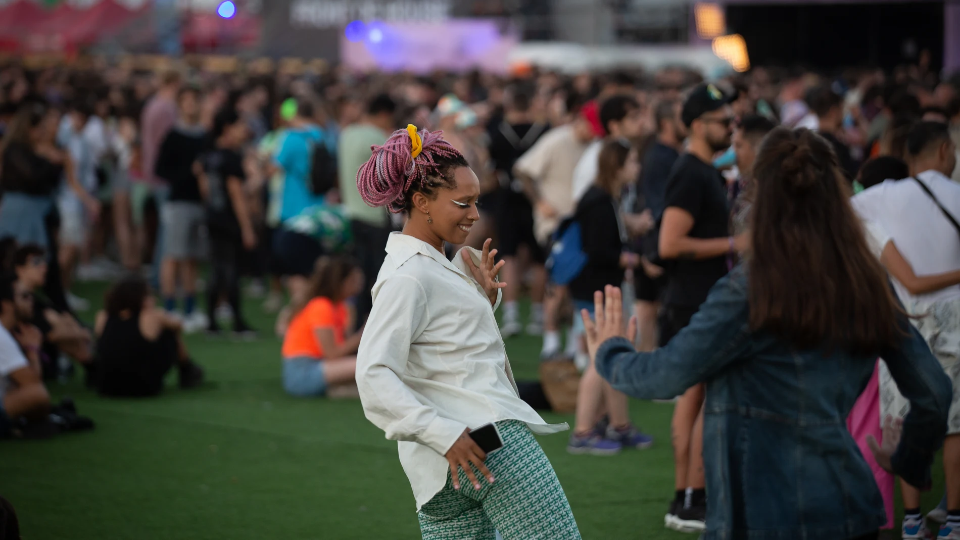 Un grupo de personas durante la cuarta jornada del Festival Primavera Sound Barcelona 2022