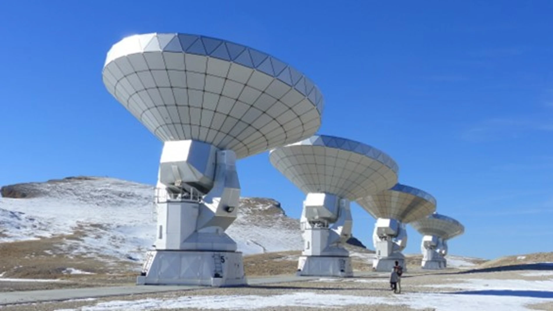 Radio telescopios del observatorio de la meseta de Bure, en Francia