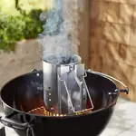 Cómo funciona una chimenea de encendido rápido de barbacoa