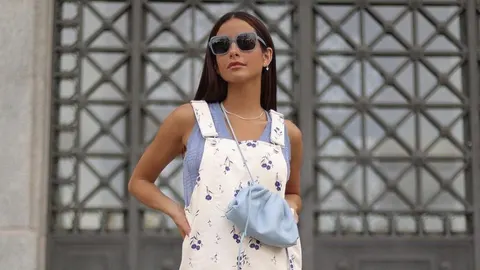 María Fernández-Rubíes con el peto más bonito de Zara.