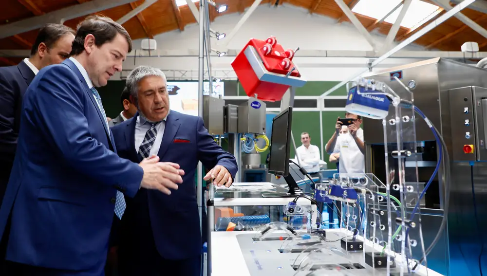 El presidente de la Junta de Castilla y León, Alfonso Fernández Mañueco, inaugura la XX Edición de la Feria de la Industria Cárnica Guijuelo 2022 - FIC 22