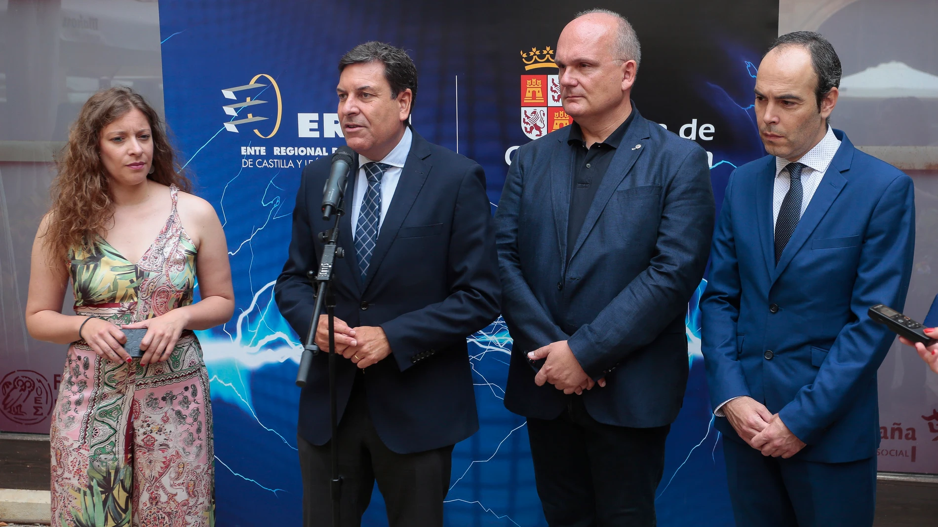El consejero de Economía y Hacienda y portavoz, Carlos Fdez. Carriedo, participa en los actos del 25 aniversario del Ente Regional de la Energía