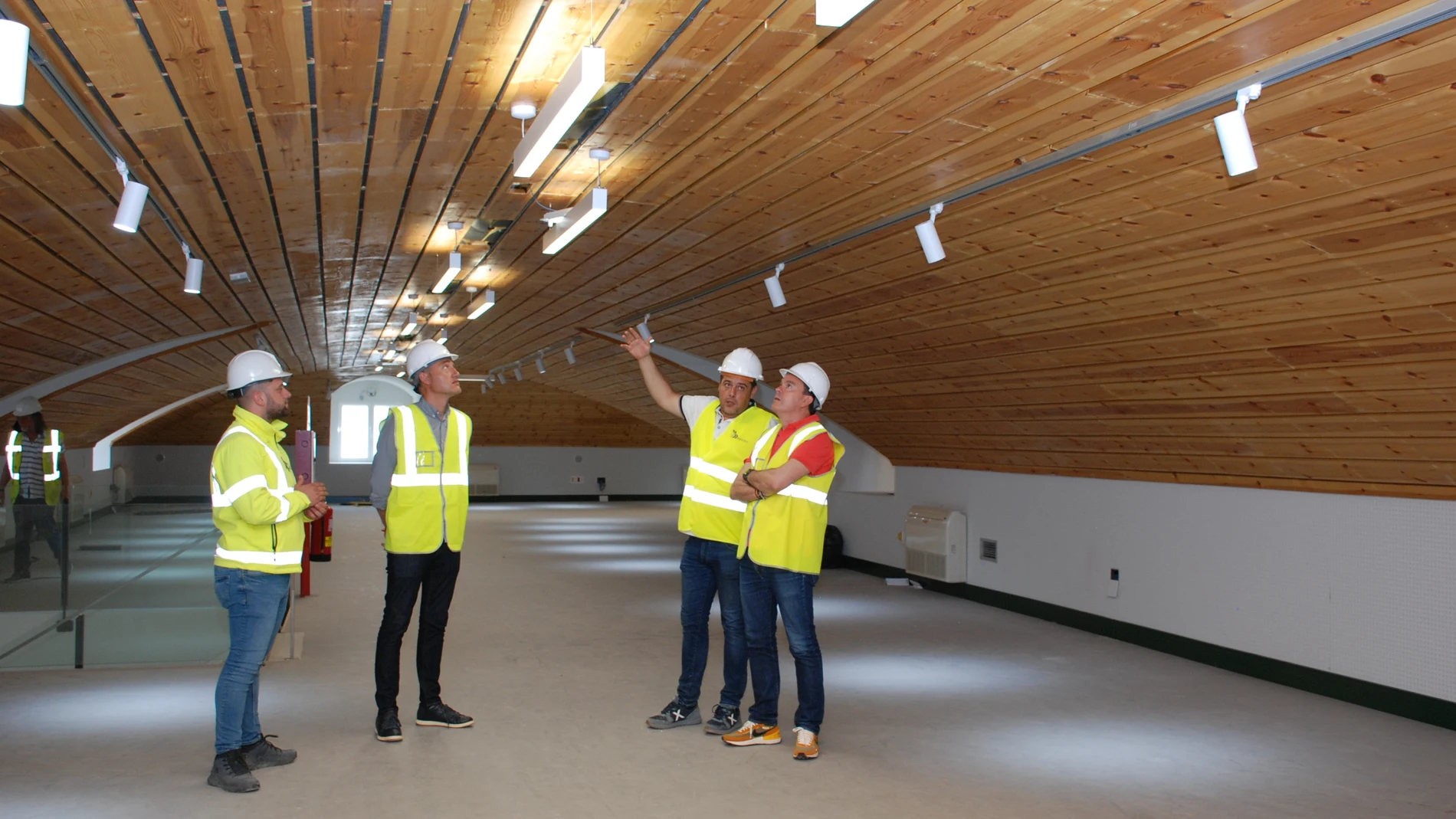 El presidente de la Diputación de Zamora, Francisco Requejo, visita el Parque Tecnológico de La Aldehuela