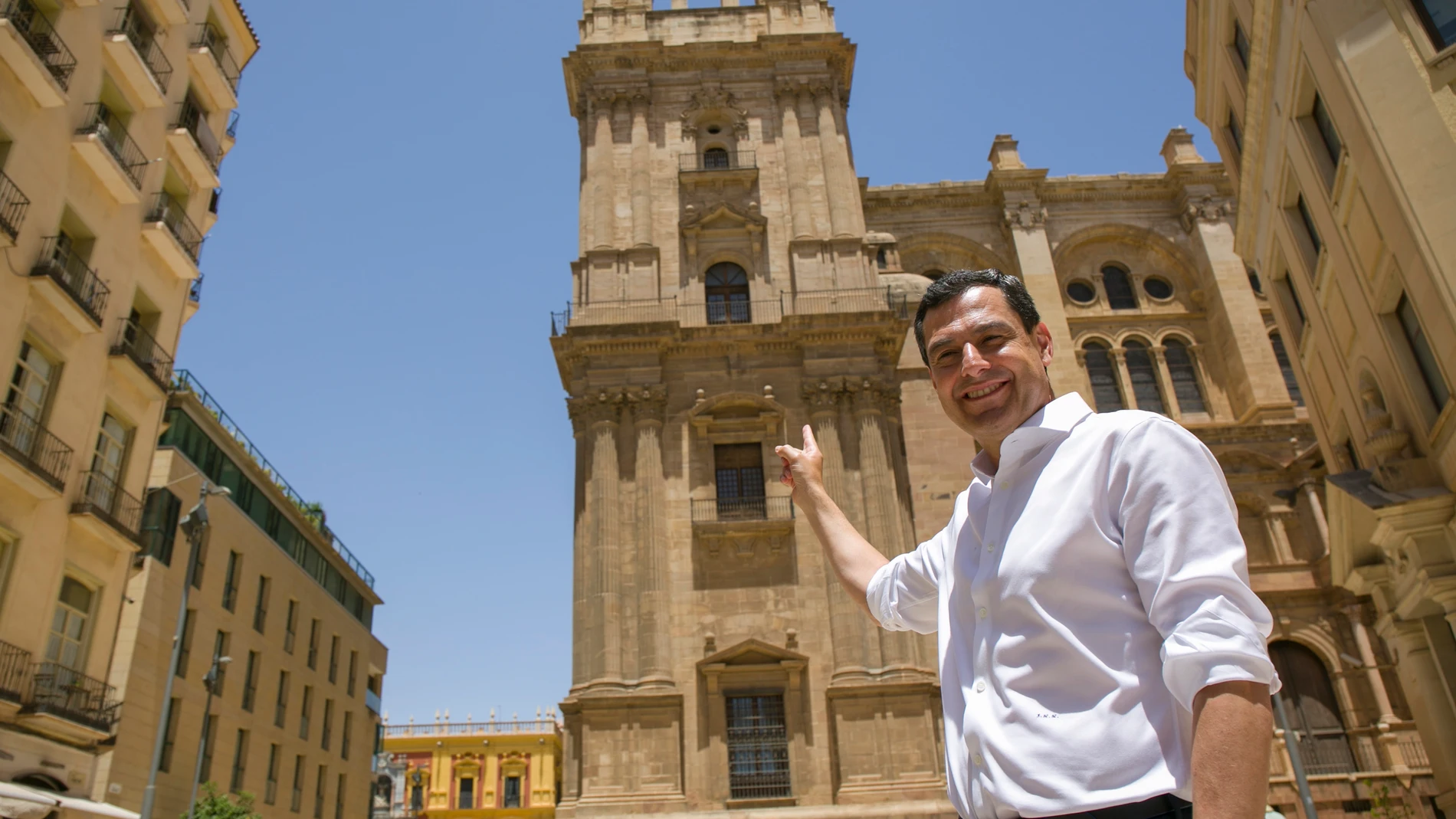 El presidente de la Junta de Andalucía y candidato del PP a la reelección, Juanma Moreno, en Málaga. EFE/Álvaro Cabrera