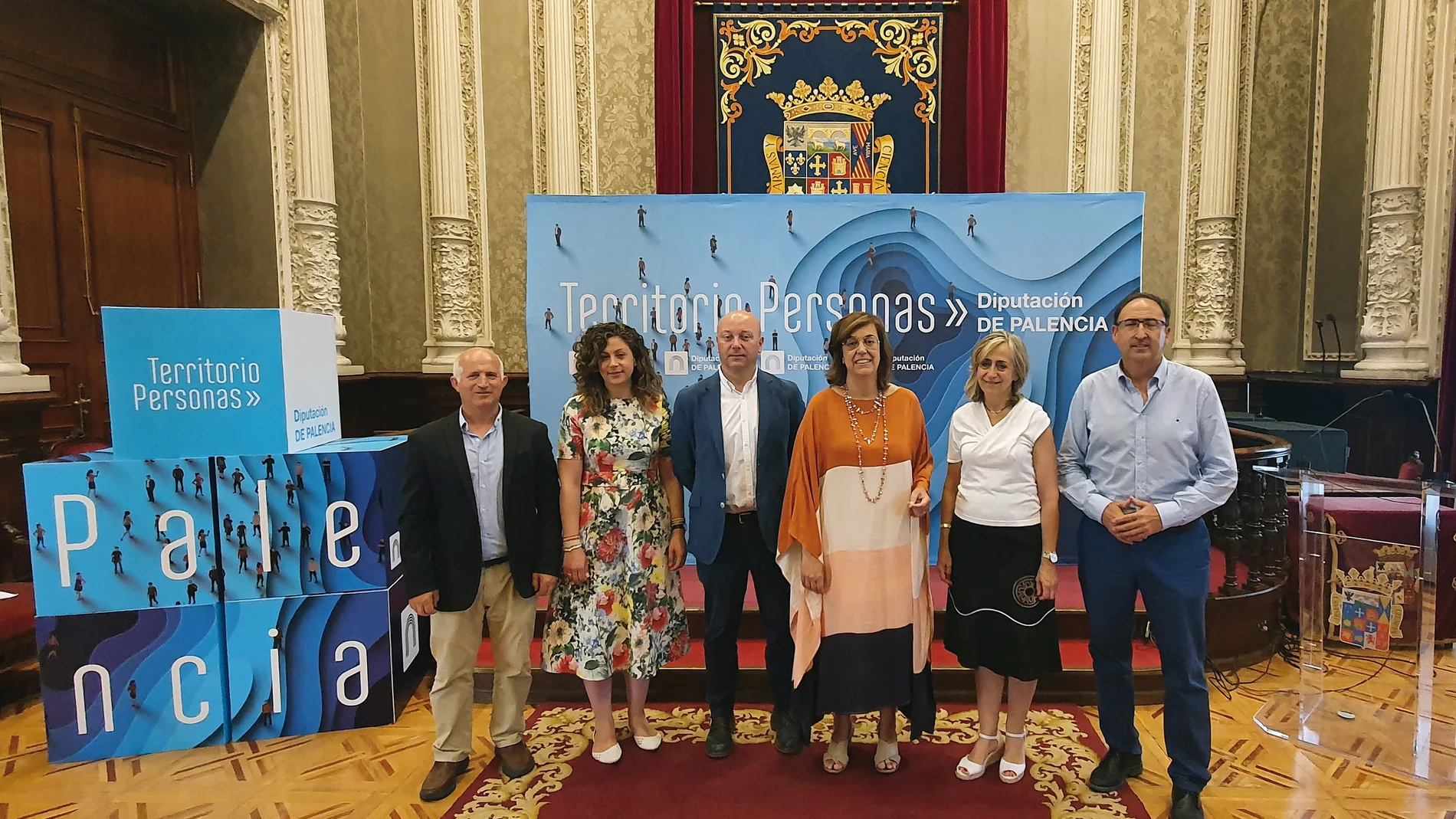 Presentación del Plan extraordinario de la Diputación de Palencia, con la presencia de Ángeles Armisén