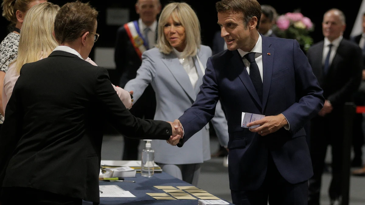 La primera dama francesa, Brigitte Macron, tendrá su propia serie