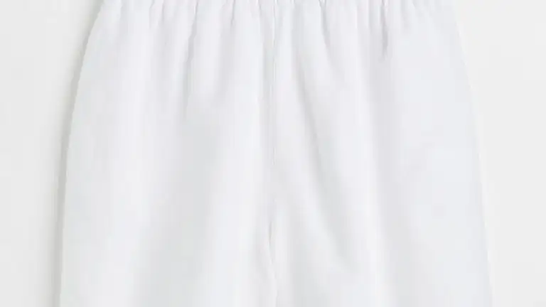 Pantalón corto con lino, de H&M