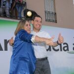 Marifrán Carazo y Juanma Moreno
