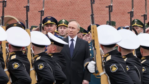 El presidente Vladimir Putin en una imagen de archivo de los actos de conmemoración del Día de la Victoria sobre los nazis