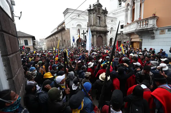 El caos se apodera de Ecuador tras diez días de protestas