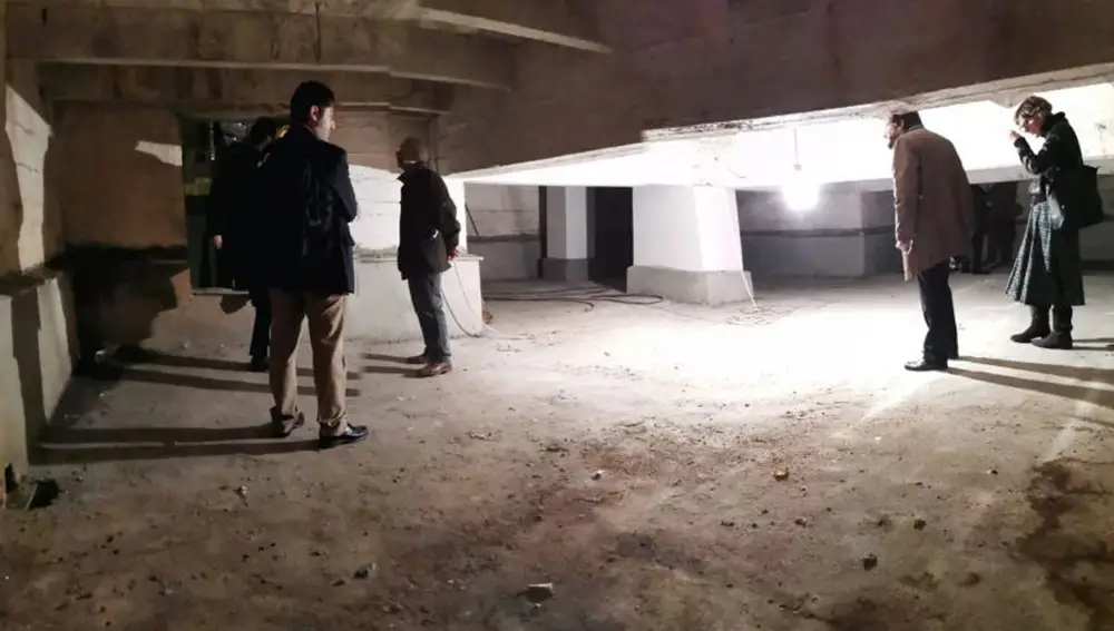 En marzo de 2019, el Gobierno permitió a seis familias acceder al interior de la cripta del Valle de los Caídos tras haber realizado la prueba del ADN para poder localizar los restos de sus familiares